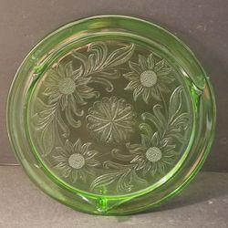 Vintage Jeannette Sunflower Green Depression Glass 10" Footed Cake Plate Uranium