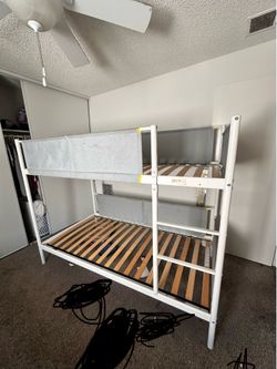 IKEA: Twin size bunk bed
