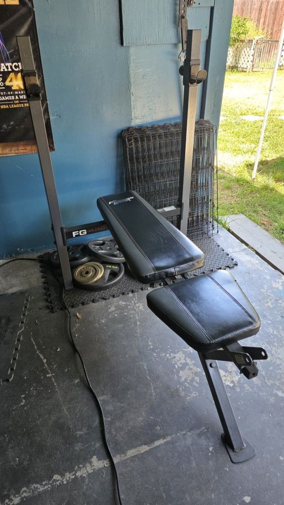 Fitness Gear Bench Press (No Weights)