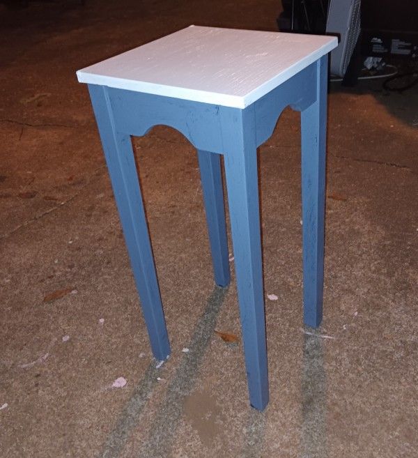 Wooden Blue & White Accent Table For Sale