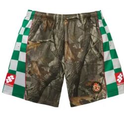 Supreme Checkerboard Shorts (camo) Size S