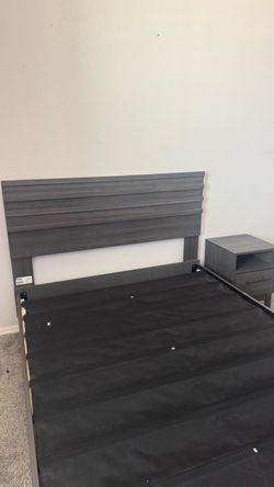Ashley Furniture Dark Gray Bedroom Set – Great Condition