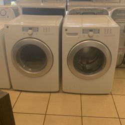 KENMORE WASHER AND DRYER SET