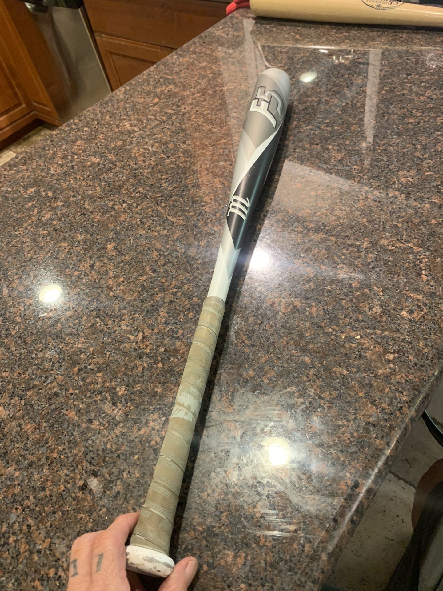 Nice Marucci F5 Baseball Bat 31inch 28oz