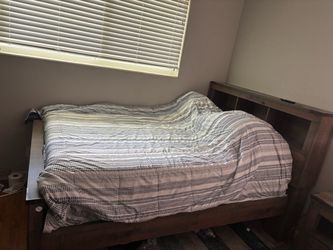 Full 3 piece bookshelf bedroom set
