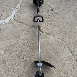 Like New Toro Weedeater Starts Right Up