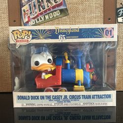 Funko Pop Train Donald Duck On The Casey Jr. Circus Train Attraction 01