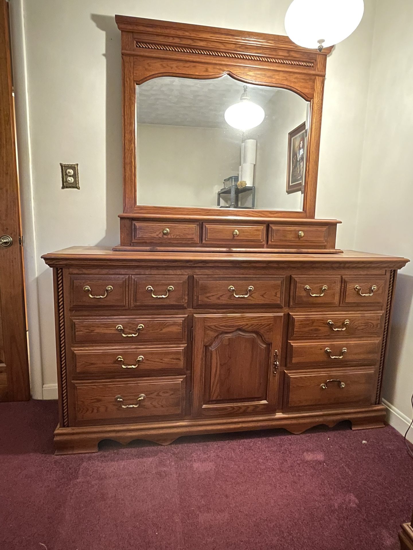 Solid Oak Furniture. Broyhill