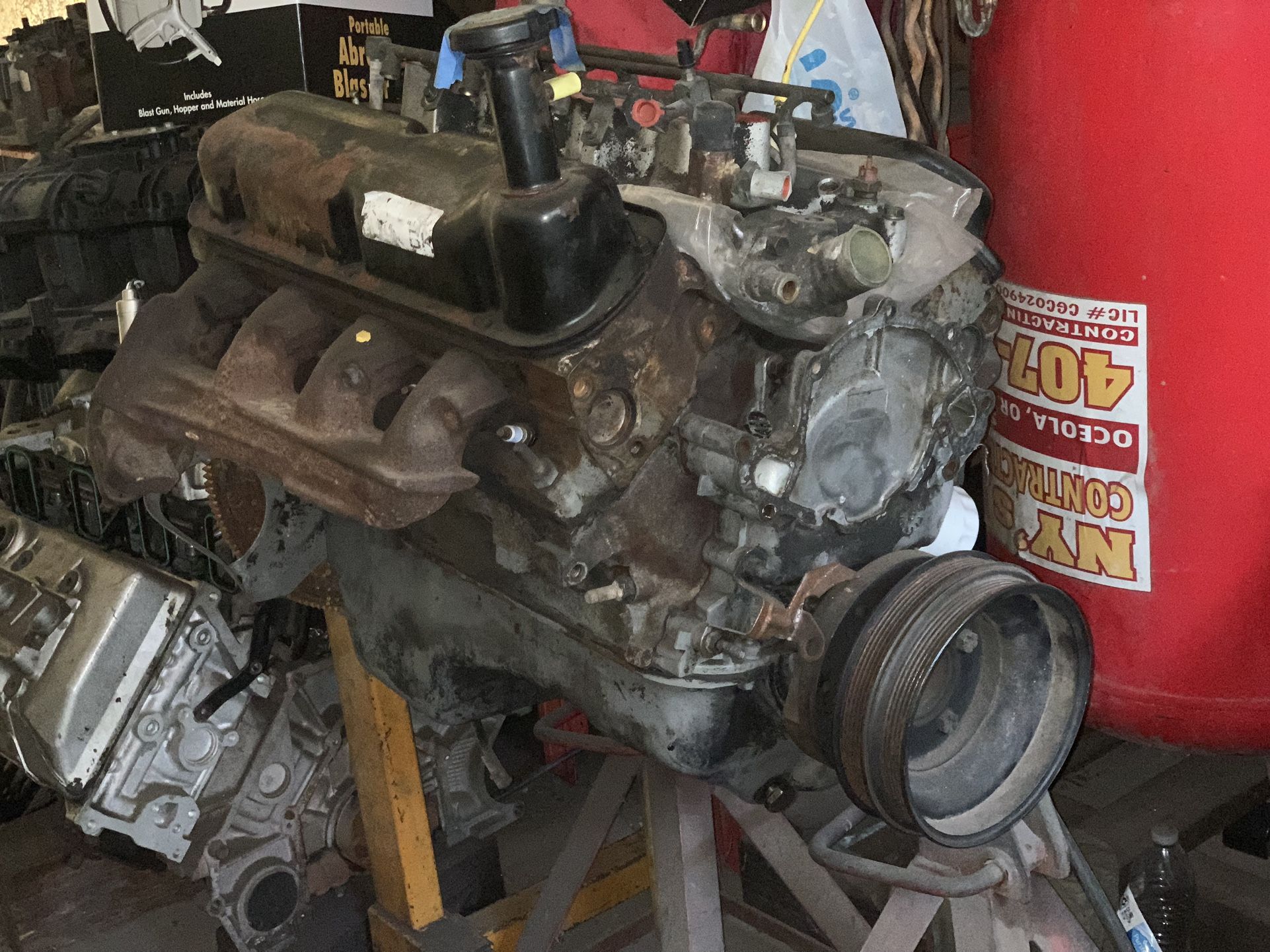 Ford 302 Engine