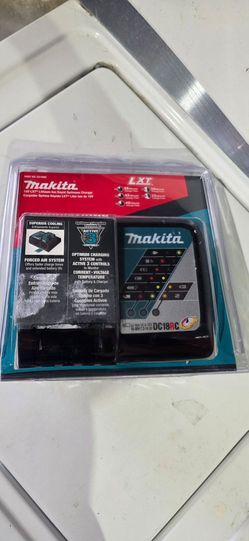 Makita rapid Charger New