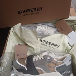 Mens Burberry A:mf Ramsey Size 42 New!!!