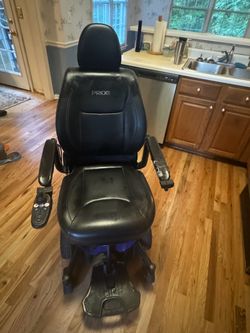 Pride Jazzy Air Power wheelchair