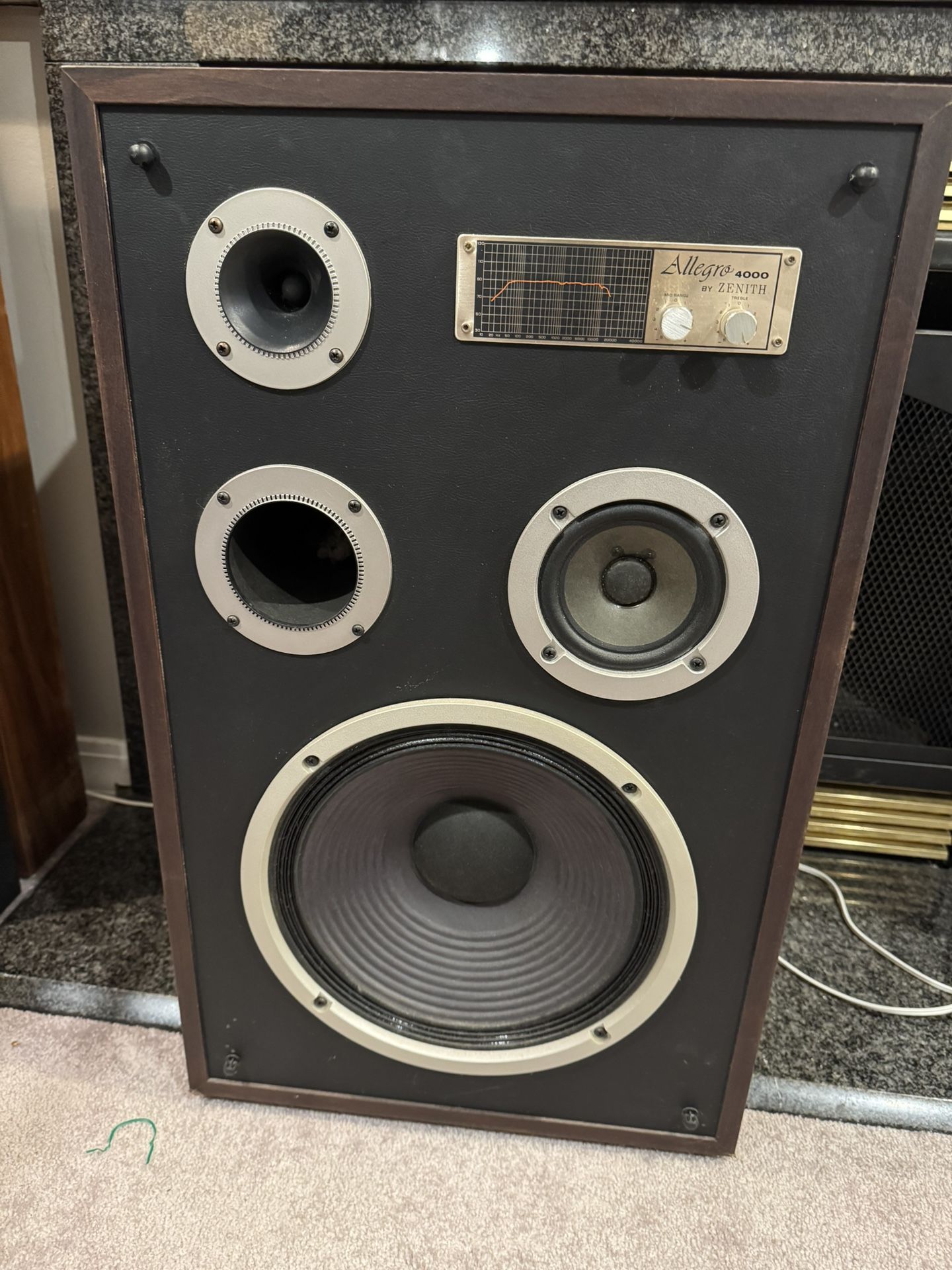 Vintage Zenith Allegro 4000 3-way Single no grill