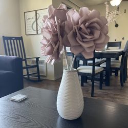 White Ceramic Vase With Oversized Roses Decor