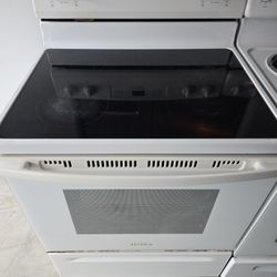 AMANA  STOVE OVEN 