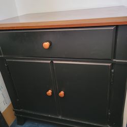 Like New Wood Cabinet/Nightstand
