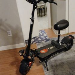 Duel Motors 3 Gears Some Up Grahes.  50mph. 