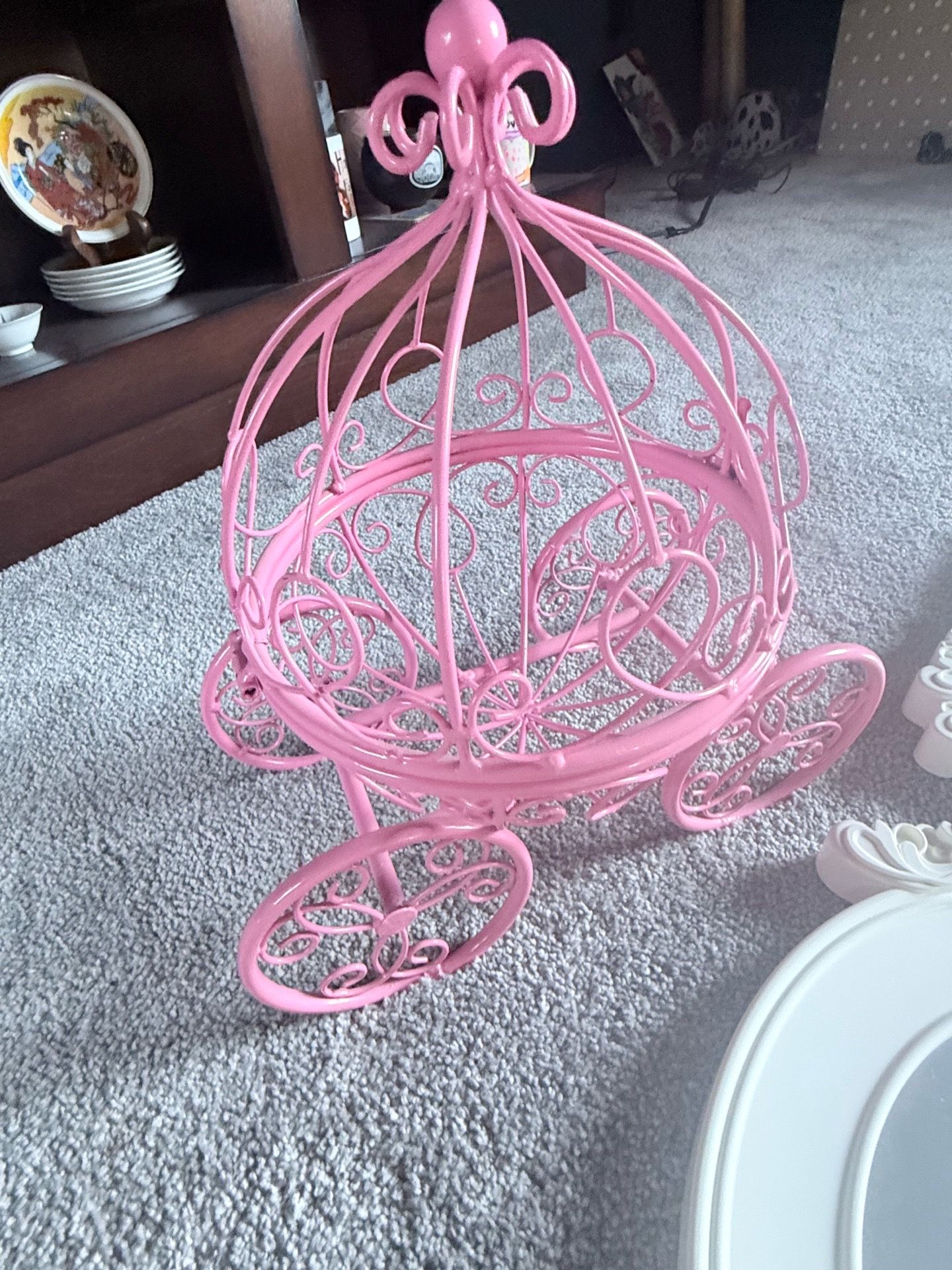 Pink decor