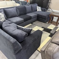 Disponible available