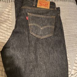 2 501 Levi’s size 38/32