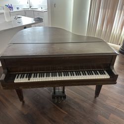 Free Mason Piano
