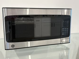 1.1 Cu. Ft. Capacity Countertop Microwave Oven