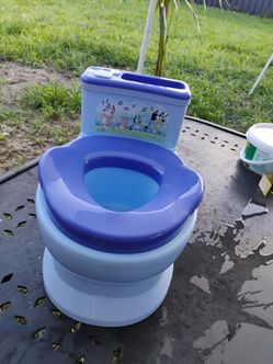 Kids toilet with sounds