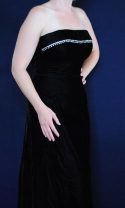 Black Velvet Jessica McClintock Evening Dress