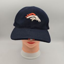 Nike NFL Denver Broncos 100% Wool Navy Blue Fitted Hat 7 3/4. 8