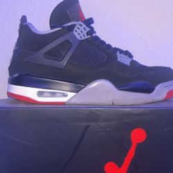 Jordan 4 Bred
