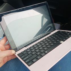 10" Tablet With Removable Keyboard. OBO
