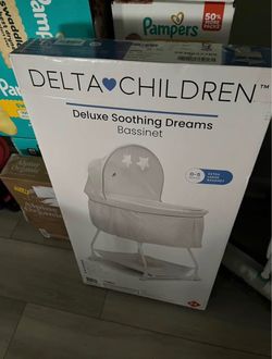 Delta deluxe bassinet