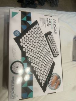 Nizoni Acupressure Mat and Pillow Set