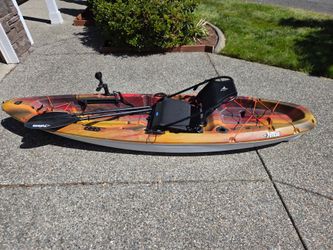 Fishing kayak 10 foot Pelican Myst 100XP.
