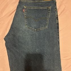 Men’s Levi jeans