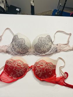 Victoria’s Secret Push Up Bra 32C Bundle 2 pcs