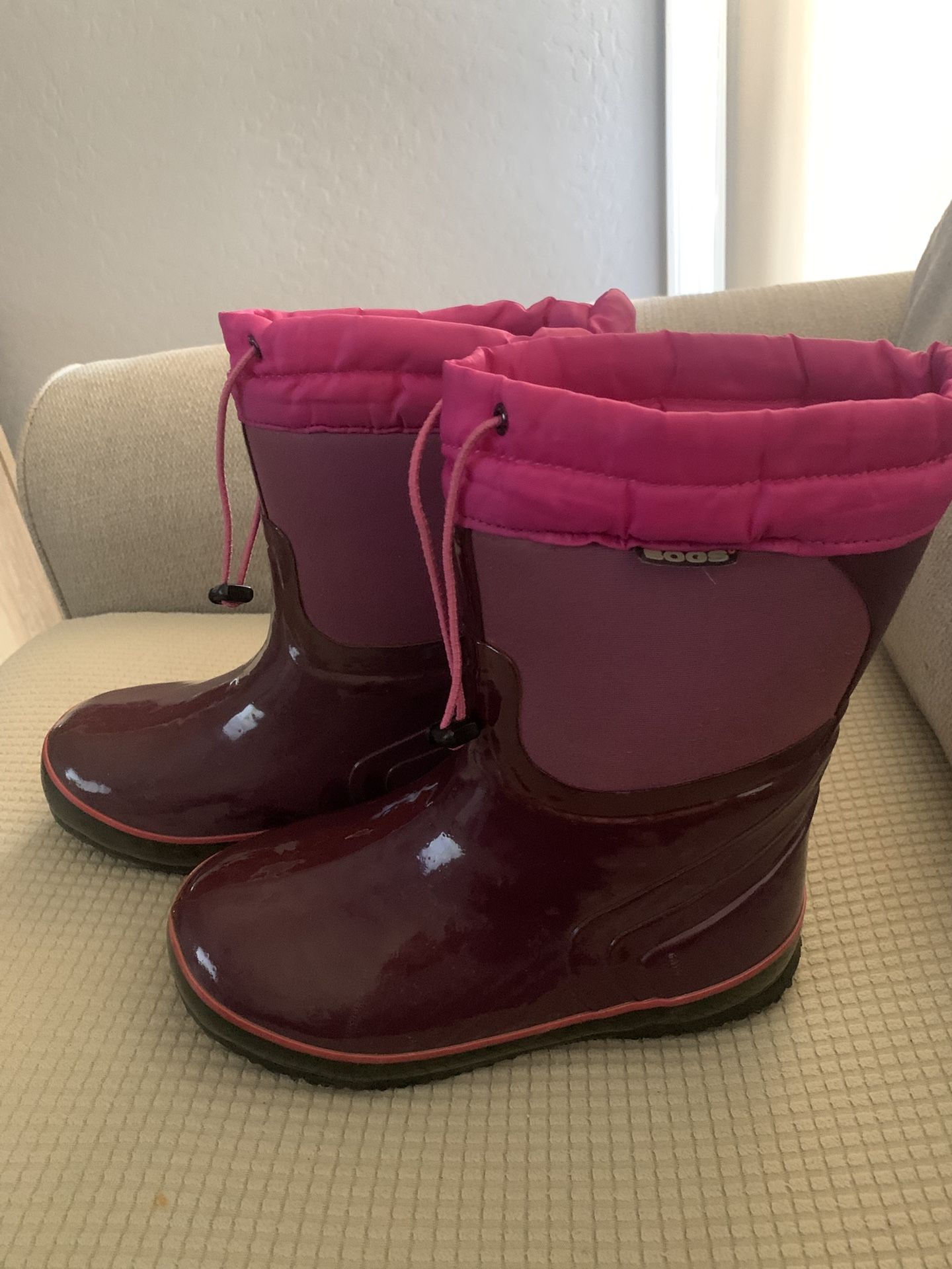 Ugg Snow Boots Size 4 