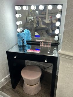 Vanity Hollywood Mirror 