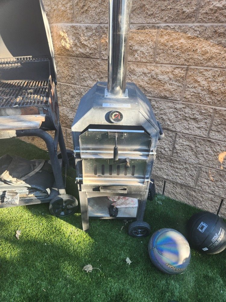 Pizza Oven For $60