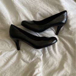 Heels Size 5 1/2