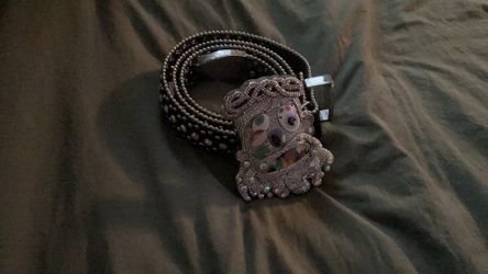 Stolen arts belt