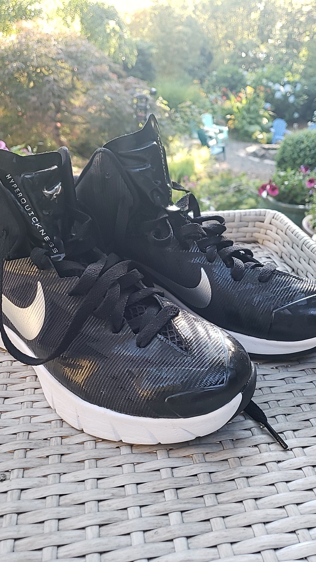 NIKE hightop LUNARLON size 5.5 Mens