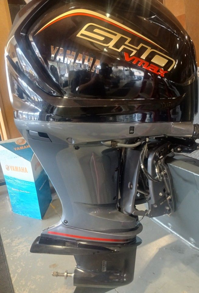 Yamaha 250hp SHO Vmax Brand New