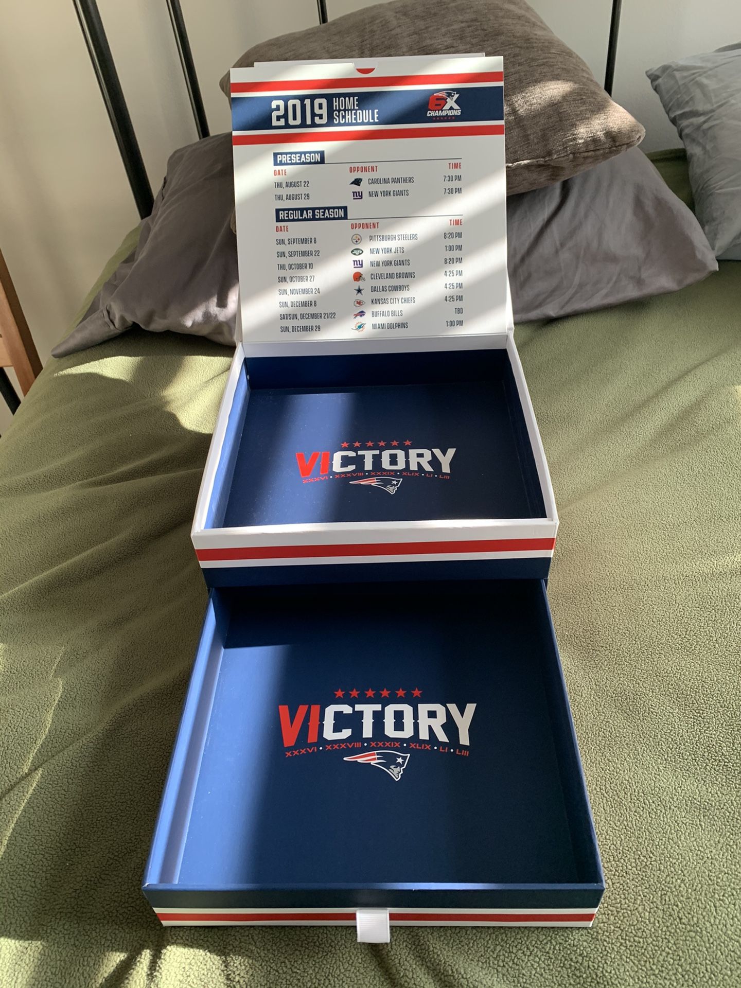 2019 Patriots Season Ticket Holder Box