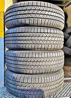 225/60/17 yokohama vendo un set de llantas usadas excelente condiciones de vida las 4 ✅🤩I am selling a set of used tires, all 4 in excellent living c