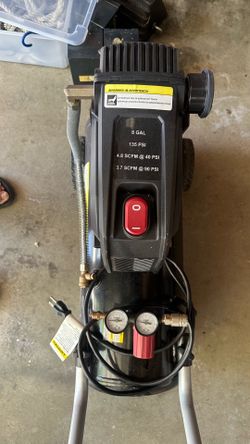 Husky air compressor with hoses