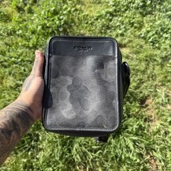 Coach mens bag 