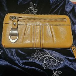 B. Makowsky Wallet.  Leather.  Color Mustard