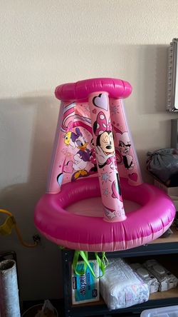 Ball pit - Minnie Mouse