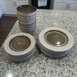 23 Piece Plate & Bowl Stoneware Set - $60 OBO